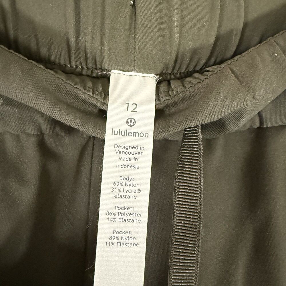 Lululemon Joggers Women's 12 Green Pull On Drawstring Nylon Blend 27.5" Inseam - Picture 5 of 9